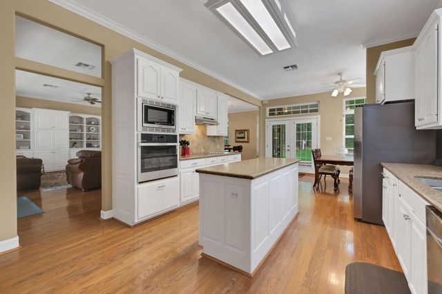 69 Lake Oaks Circle, Coldspring, TX 77331