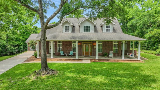 69 Lake Oaks Circle, Coldspring, TX 77331