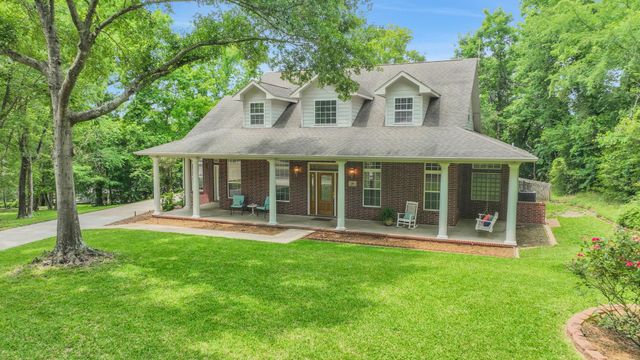 69 Lake Oaks Circle, Coldspring, TX 77331