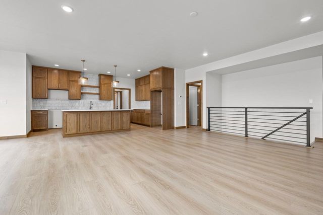 W224 SUNSET VIEW CIRCLE, Kaukauna, WI 54130