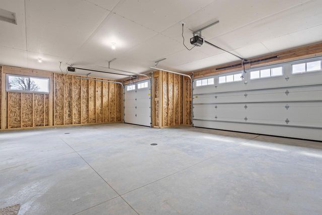 W224 SUNSET VIEW CIRCLE, Kaukauna, WI 54130