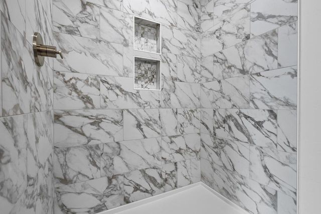 W224 SUNSET VIEW CIRCLE, Kaukauna, WI 54130