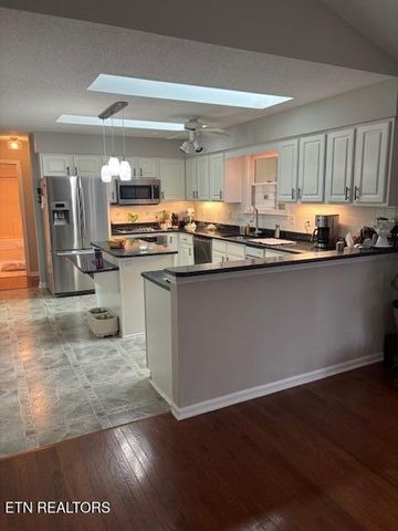 101 Hilton Lane, Crossville, TN 38558