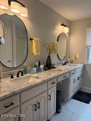 101 Hilton Lane, Crossville, TN 38558