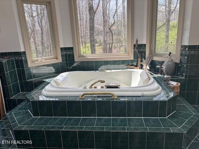 101 Hilton Lane, Crossville, TN 38558