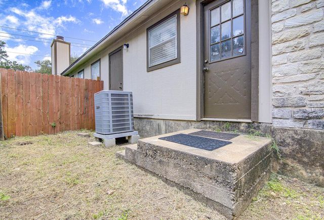 9624 Sugar Hill DR A, Austin, TX 78748