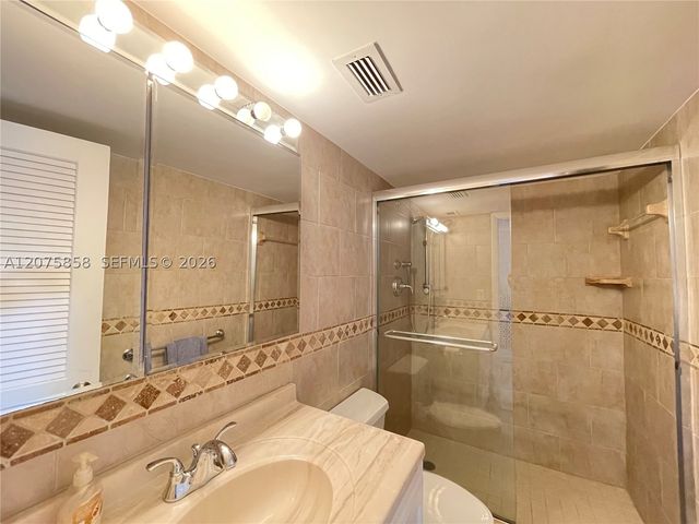 605 Ocean Dr 10L, Key Biscayne, FL 33149
