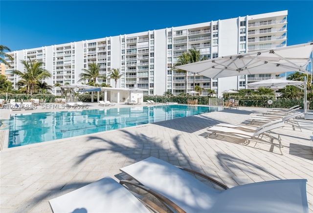 605 Ocean Dr 10L, Key Biscayne, FL 33149