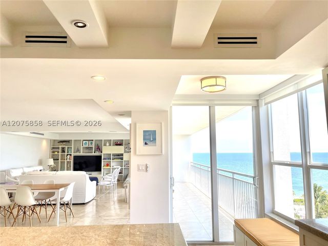 605 Ocean Dr 10L, Key Biscayne, FL 33149