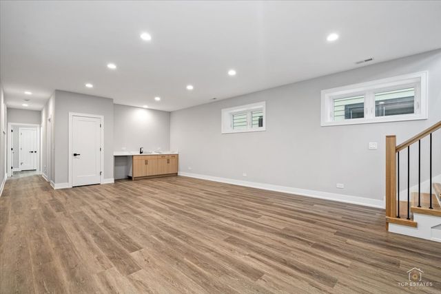 5330 S Mason Avenue, Chicago, IL 60638