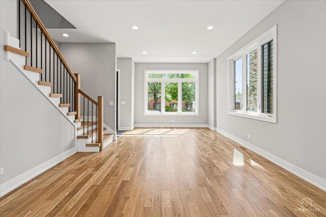 5330 S Mason Avenue, Chicago, IL 60638