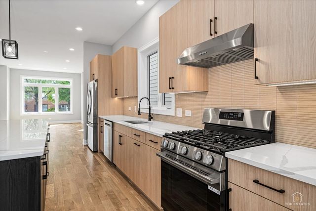 5330 S Mason Avenue, Chicago, IL 60638