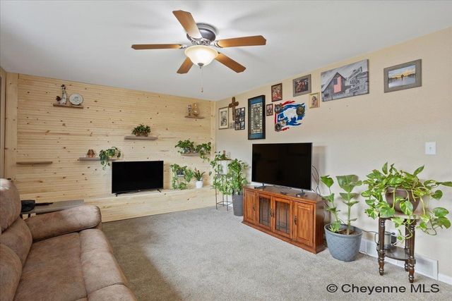 5312 GREYBULL AVE, Cheyenne, WY 82009