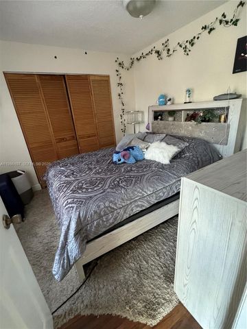 4717 NW 7th St 203-10, Miami, FL 33126