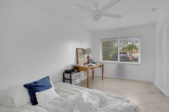 272 NE 13th Street, Delray Beach, FL 33444
