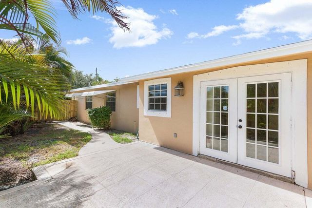 272 NE 13th Street, Delray Beach, FL 33444