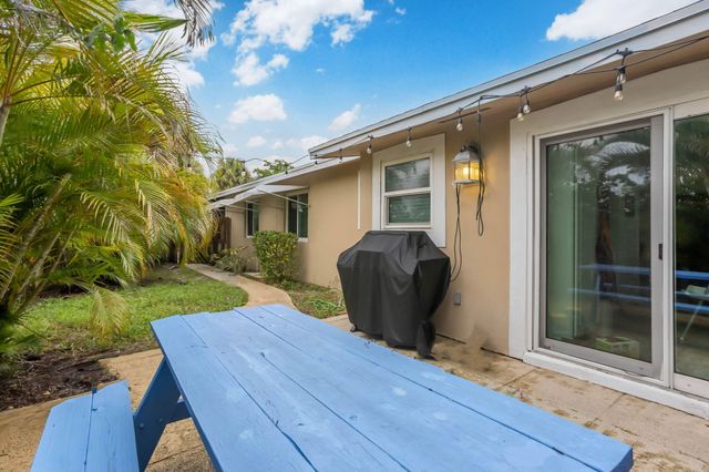 272 NE 13th Street, Delray Beach, FL 33444