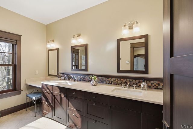 1760 Tamarack, Skaneateles, NY 13152