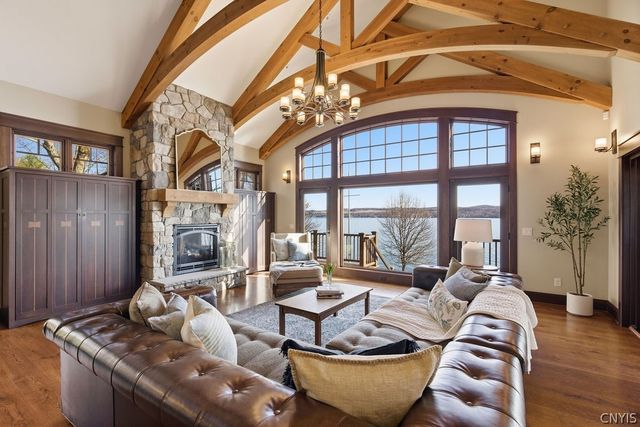 1760 Tamarack, Skaneateles, NY 13152
