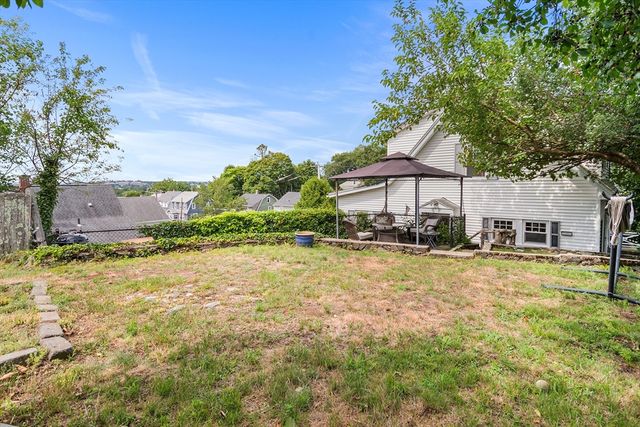 227 Fulton St, Medford, MA 02155