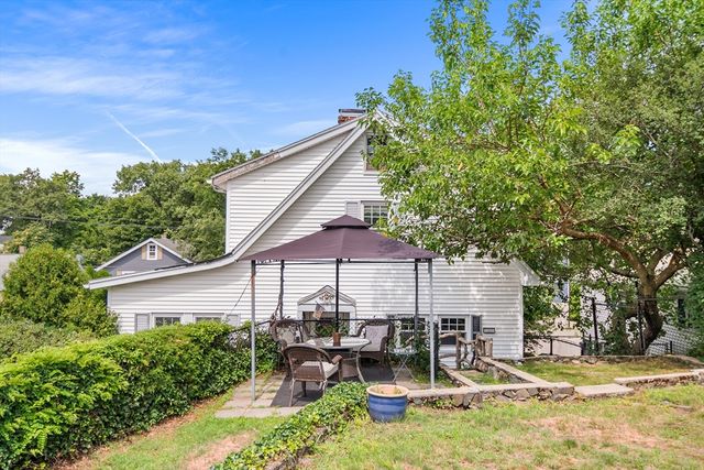 227 Fulton St, Medford, MA 02155