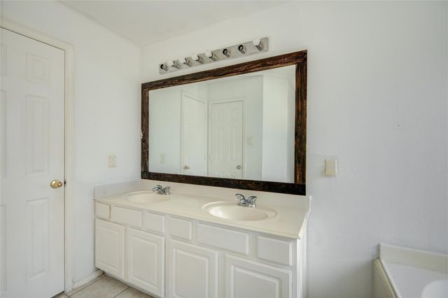 21002 Vista Trace Drive, Houston, TX 77073