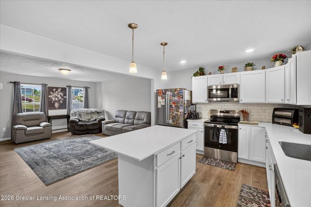 4493 Sunset Drive, Potterville, MI 48876