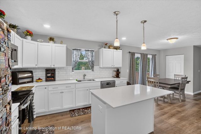 4493 Sunset Drive, Potterville, MI 48876
