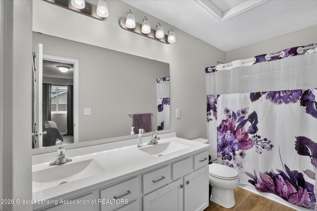 4493 Sunset Drive, Potterville, MI 48876