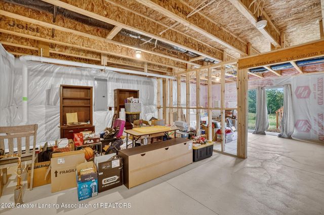 4493 Sunset Drive, Potterville, MI 48876
