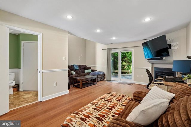 2202 ASH GROVE RD, Ambler, PA 19002