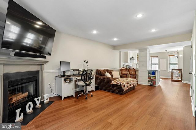 2202 ASH GROVE RD, Ambler, PA 19002