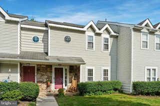 2202 ASH GROVE RD, Ambler, PA 19002
