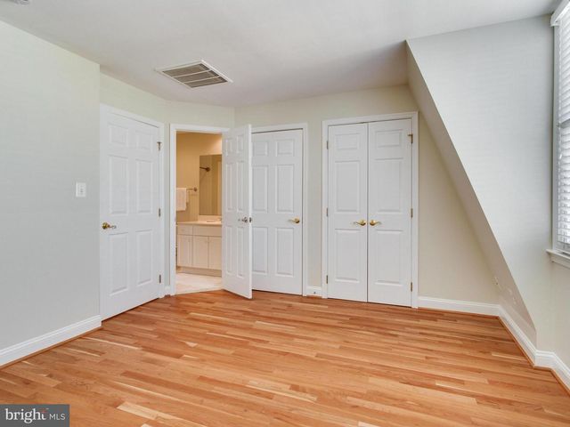 25 ALEXANDER ST, Alexandria, VA 22314
