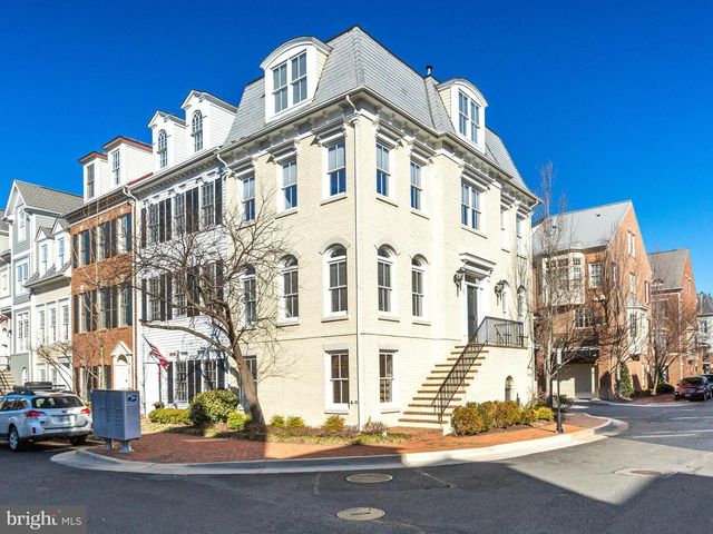 25 ALEXANDER ST, Alexandria, VA 22314