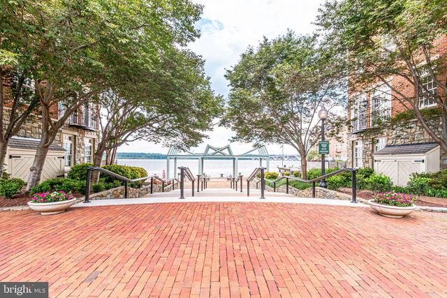 25 ALEXANDER ST, Alexandria, VA 22314