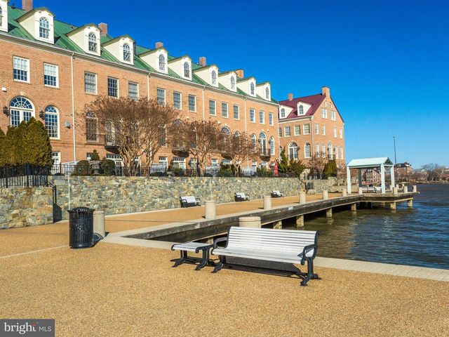 25 ALEXANDER ST, Alexandria, VA 22314