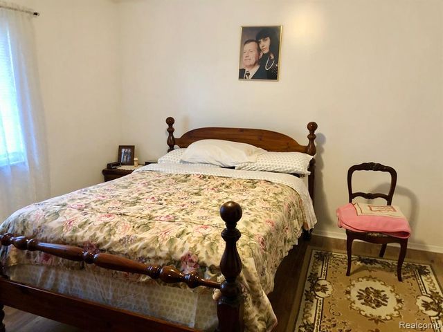 8681 Tucson Court, Warren, MI 48093