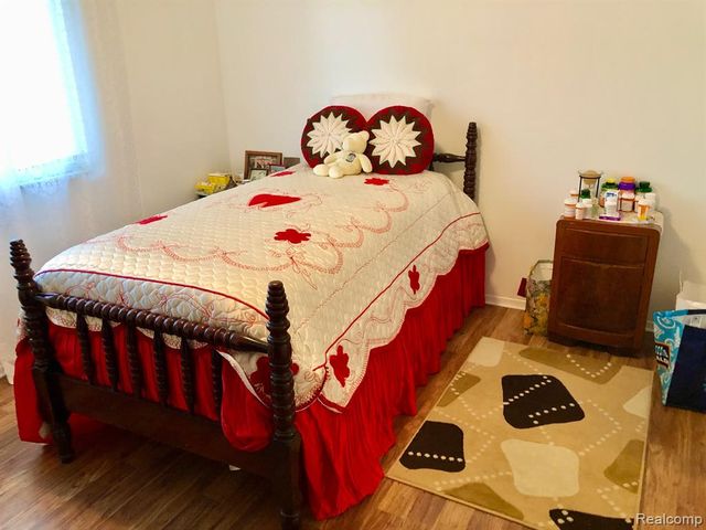 8681 Tucson Court, Warren, MI 48093