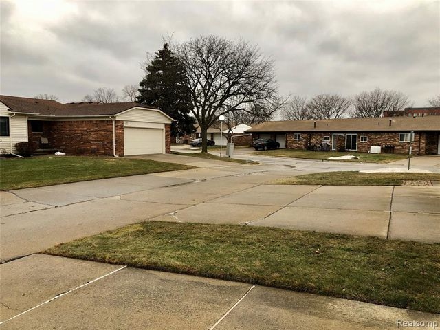 8681 Tucson Court, Warren, MI 48093