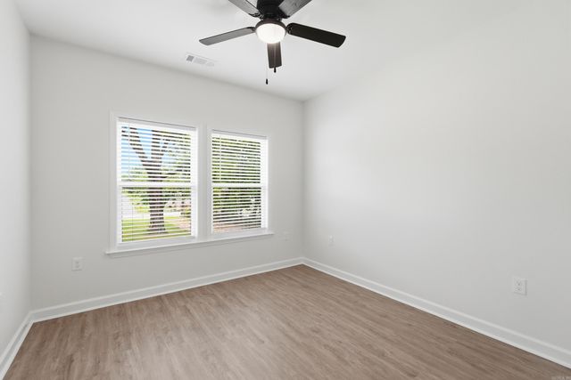 1304 E Maryland Avenue, Sherwood, AR 72120