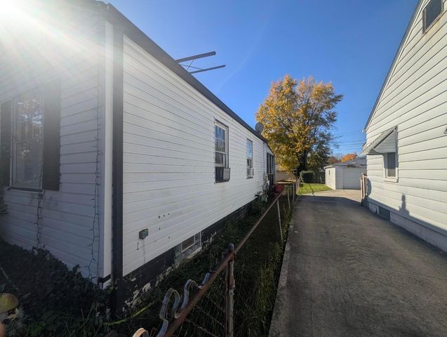 2495 Pontiac Street, Columbus, OH 43211