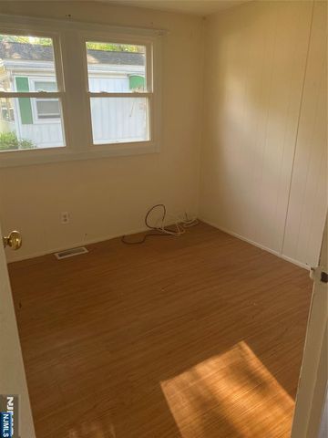 600 - 127 PULIS Avenue, Mahwah, NJ 07430