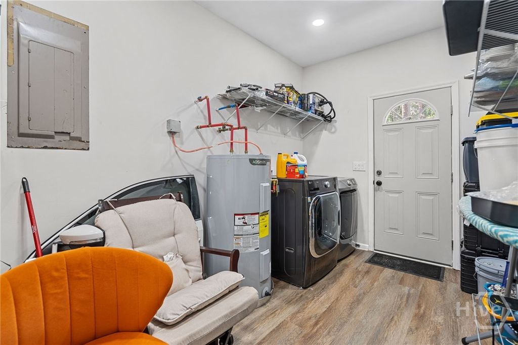 Image 16 of property listing at 116 Oak Street, Rincon, GA 31326