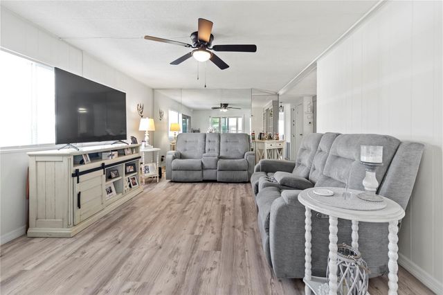 5619 BAYSHORE ROAD 240, Palmetto, FL 34221