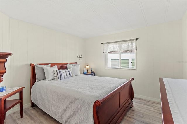 5619 BAYSHORE ROAD 240, Palmetto, FL 34221