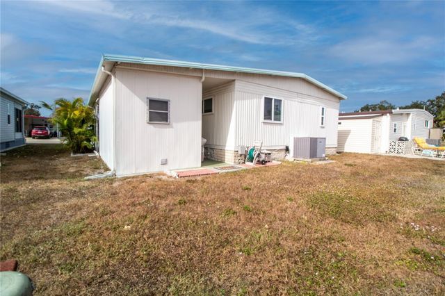 5619 BAYSHORE ROAD 240, Palmetto, FL 34221