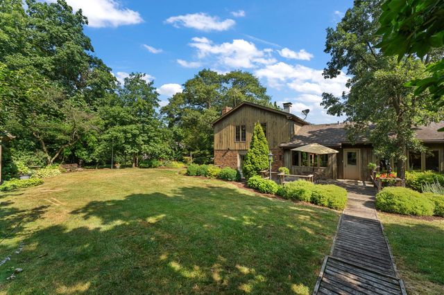 13711 Lantern Drive, St. John, IN 46373
