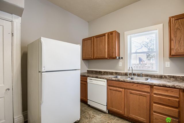 1551 N 32nd Street, Lincoln, NE 68503