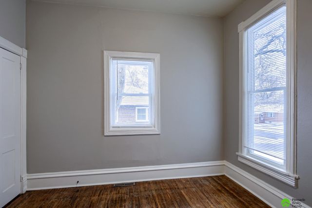 1551 N 32nd Street, Lincoln, NE 68503